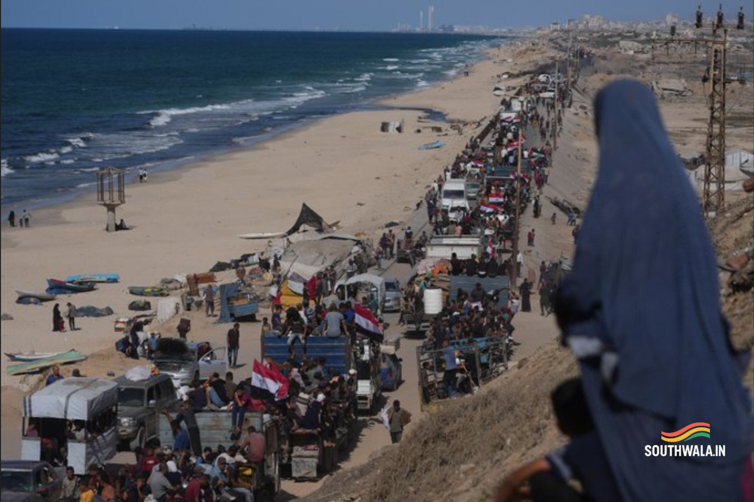 Bulldozers Clear Rubble in Gaza City as Israel-Hamas Ceasefire Holds