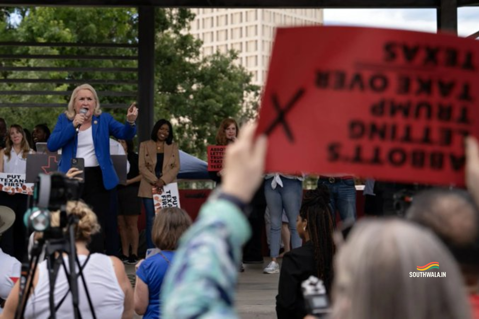 Texas Redistricting Raises Concerns Over Latino Representation in Houston